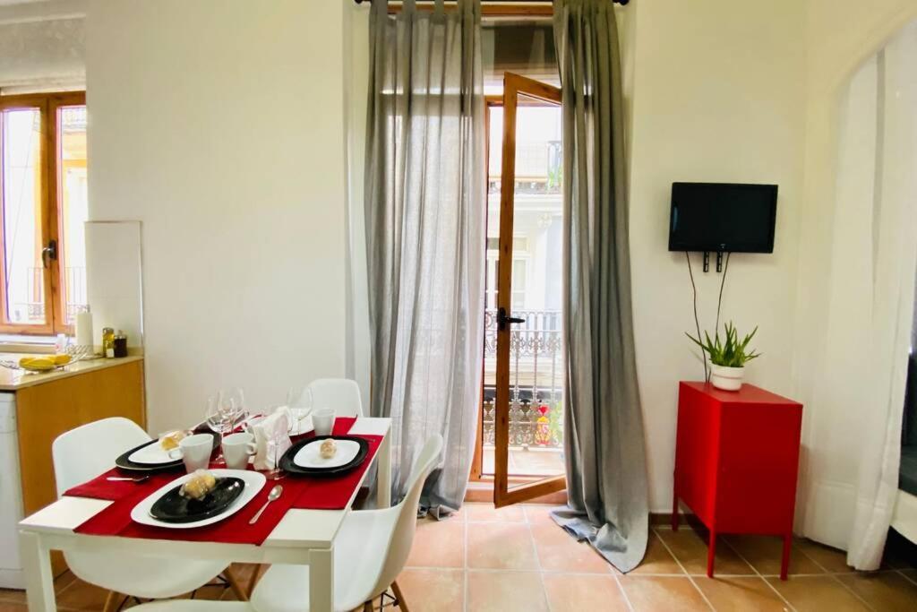Acogedor Loft En Centro Historico Apartment Valencia Ngoại thất bức ảnh